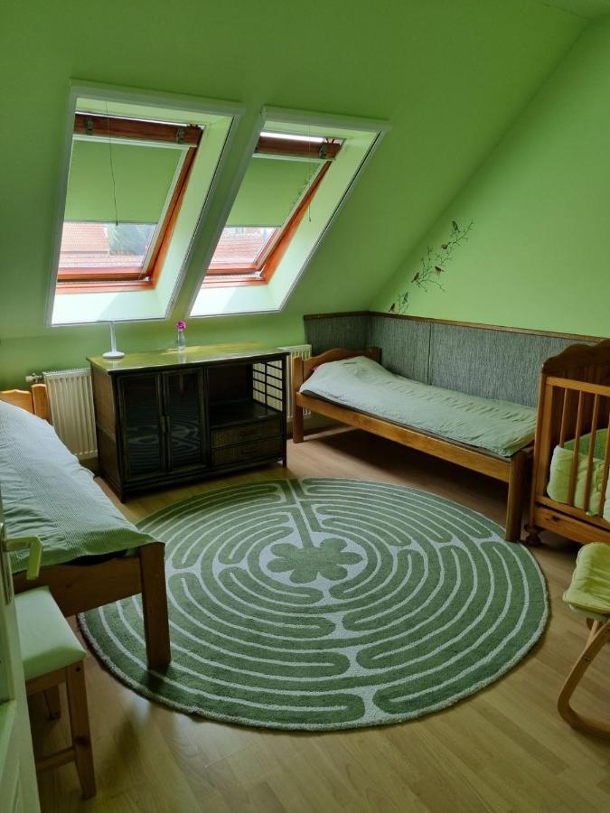 Koerteszirom Apartman Eger Exterior photo